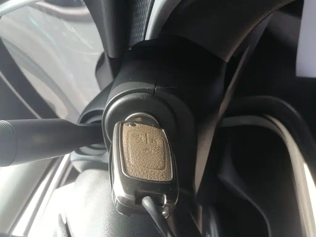 Buick Excelle 2019 18T Auto Connected Elite China VI фото 9