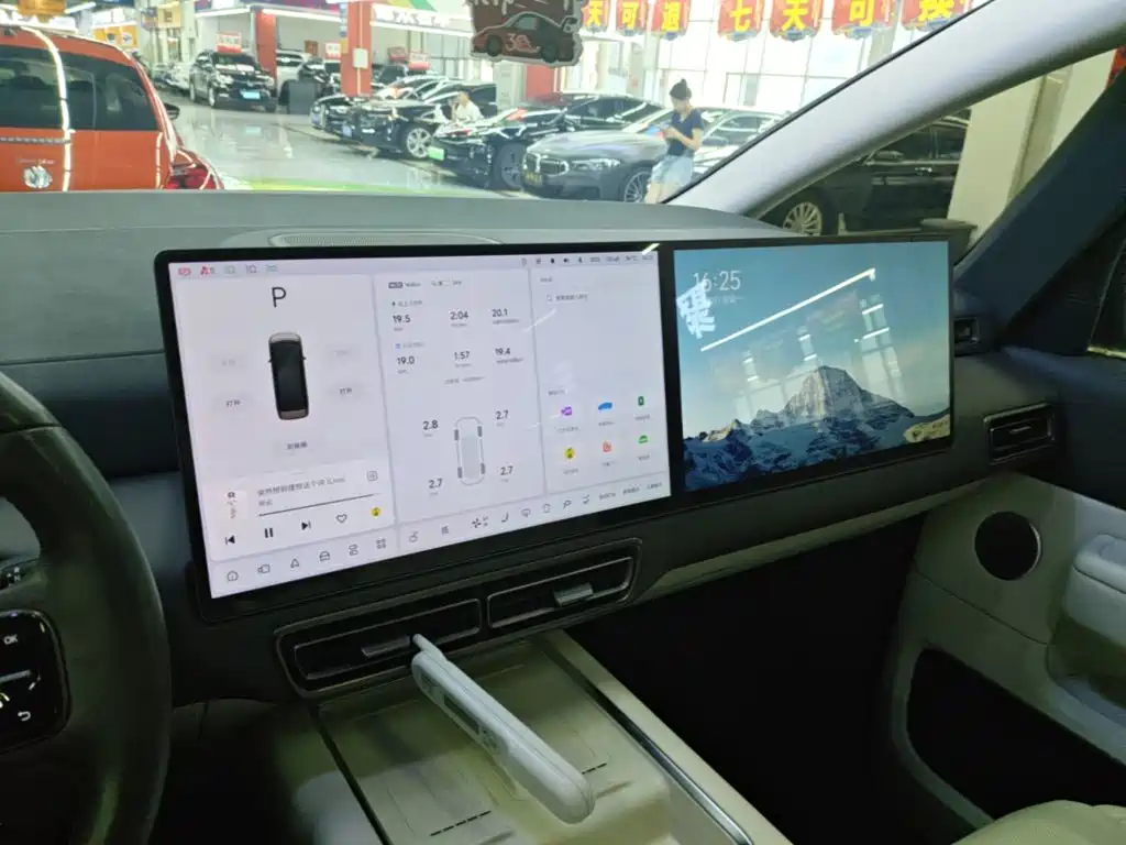 Li Auto MEGA 2025 2024 Ultra