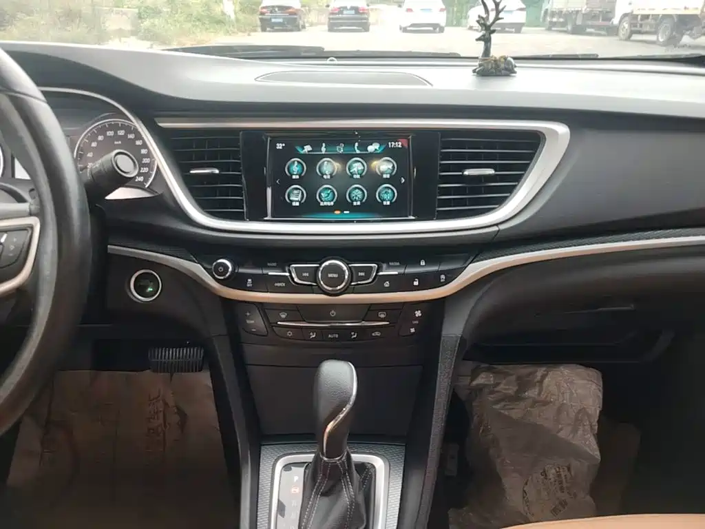 Фото 13 - Buick Excelle