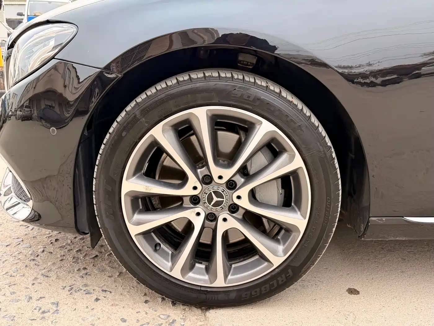 Mercedes-Benz E-Class 2019 E 300 L Luxury фото 9