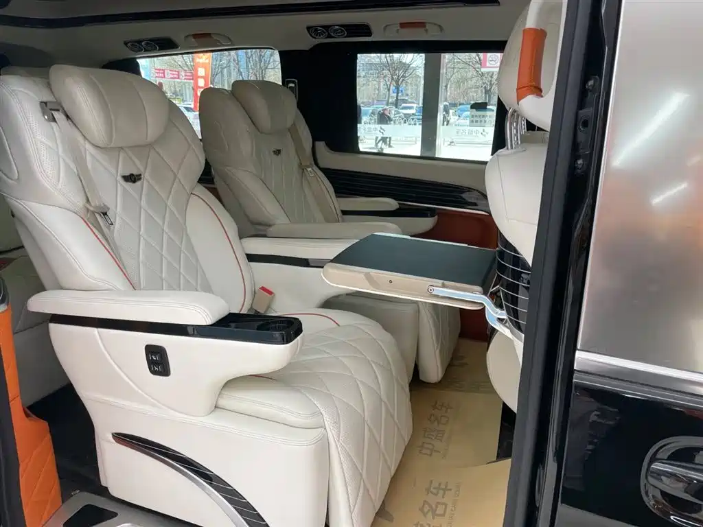 MERCEDES-BENZ V CLASS