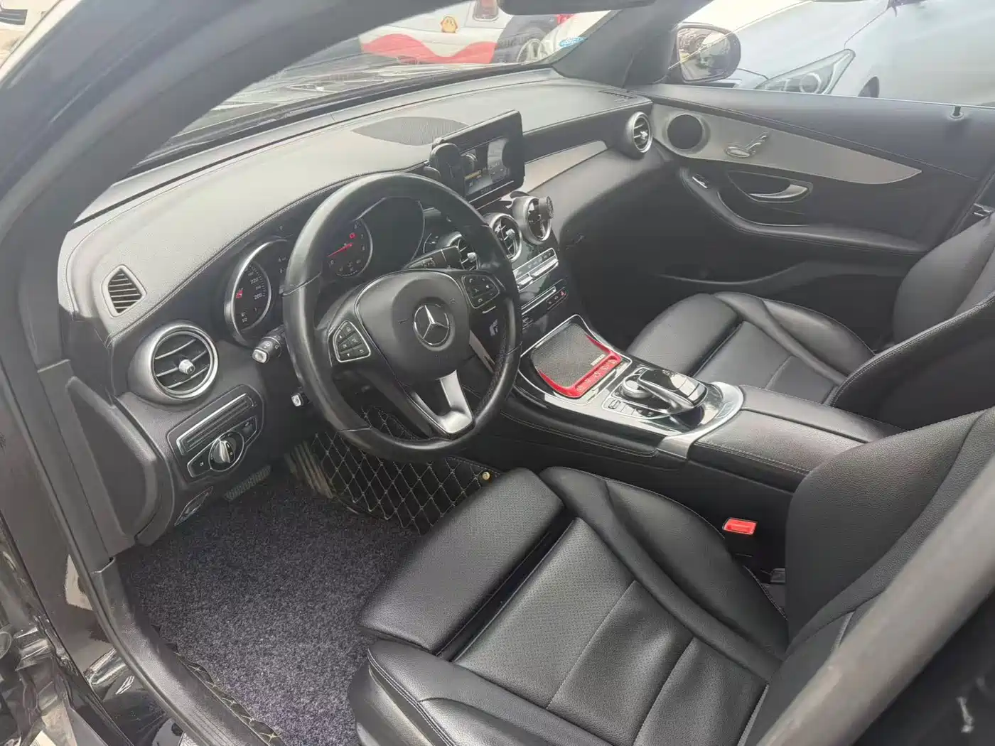 Mercedes-Benz GLC 2016 GLC 200 4MATIC фото 5