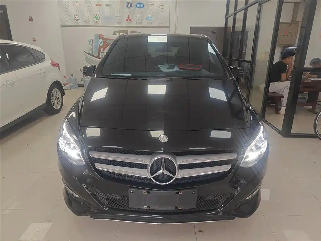 Mercedes-Benz B-Class 2015 B 200 Style фото 3