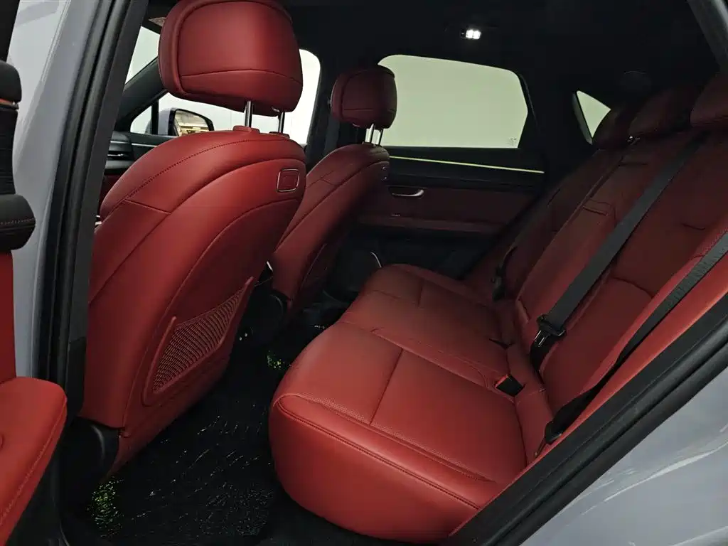 AITO Wenjie AITO M5 2025 Extended Range Ultra AWD фото 14