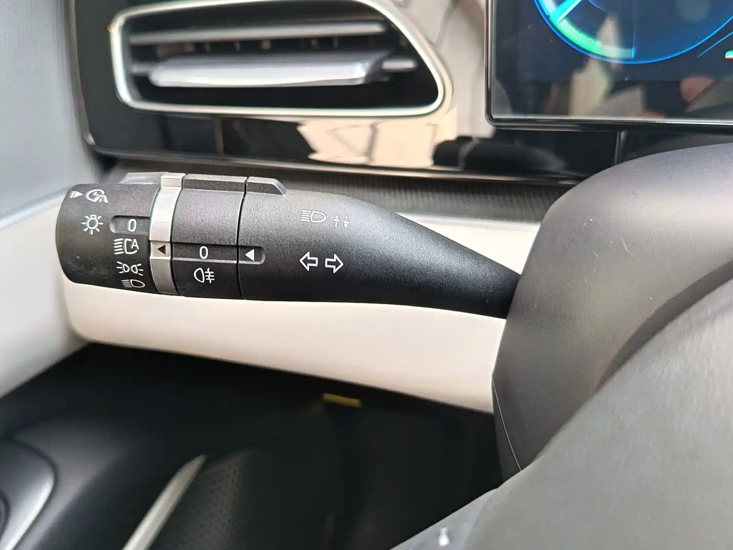 صورة 16 - BYD Seal 06 New Energy
