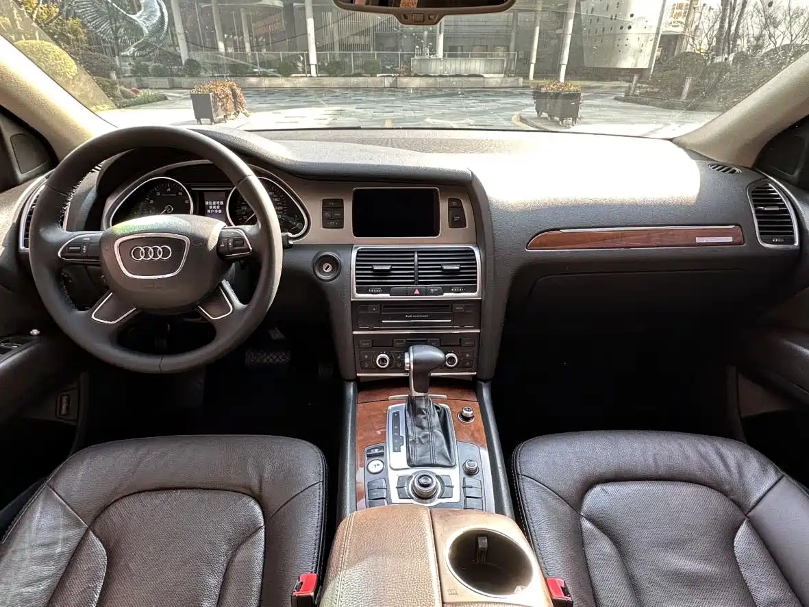Audi Q7 2014 35 TFSI Progressive фото 9