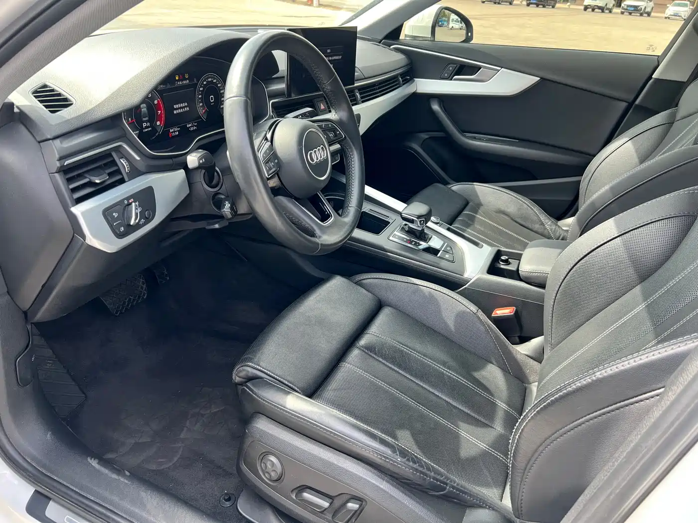 Audi A4L 2020 40 TFSI Fashion Dynamic Edition фото 4