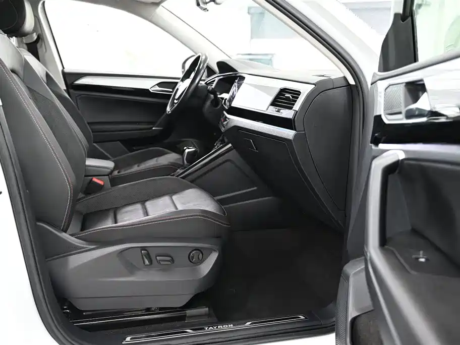 Volkswagen Tayron 2019 330TSI 2WD Luxury China VI фото 15