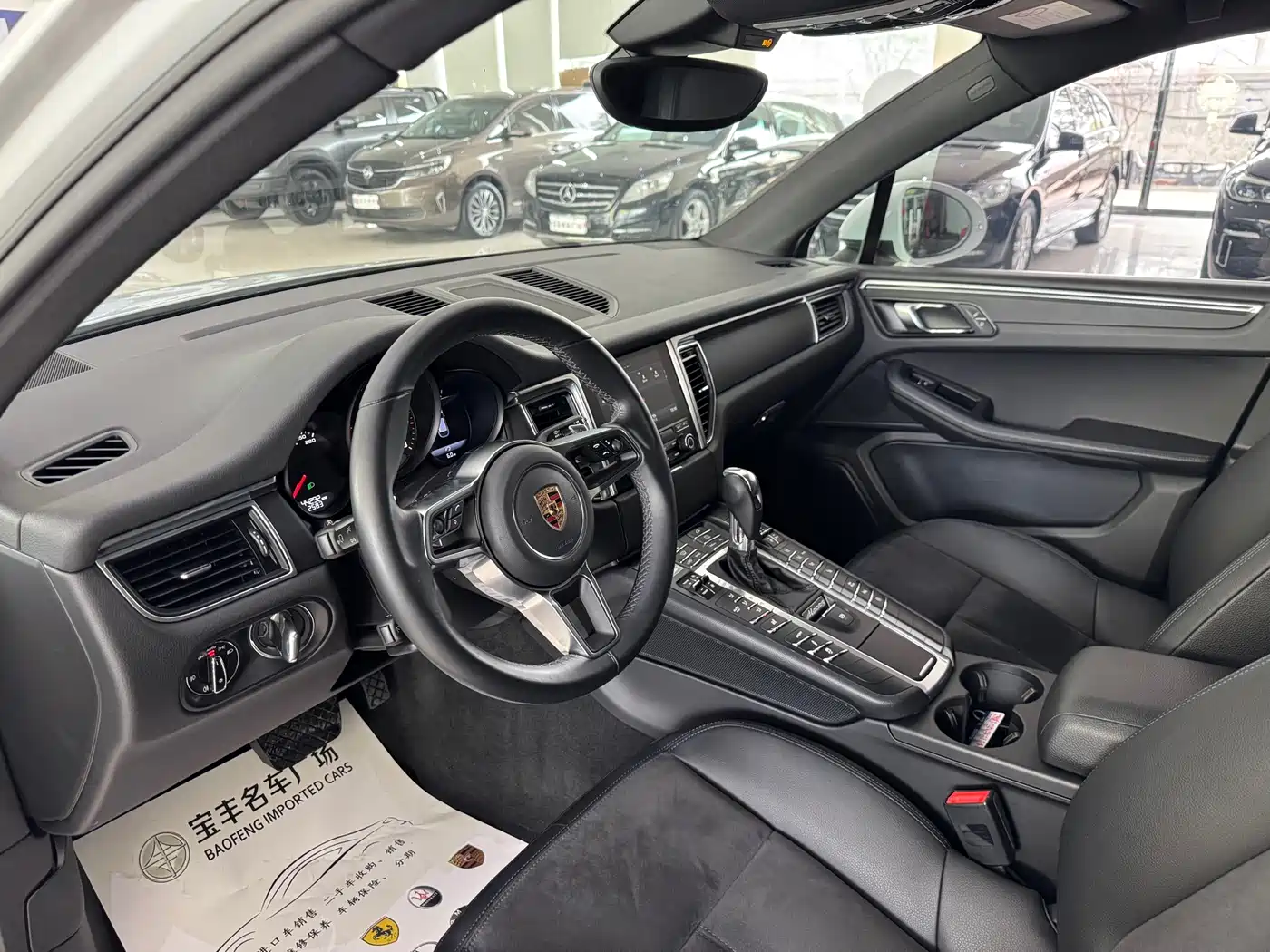Porsche Macan 2017 Macan 2.0T фото 5