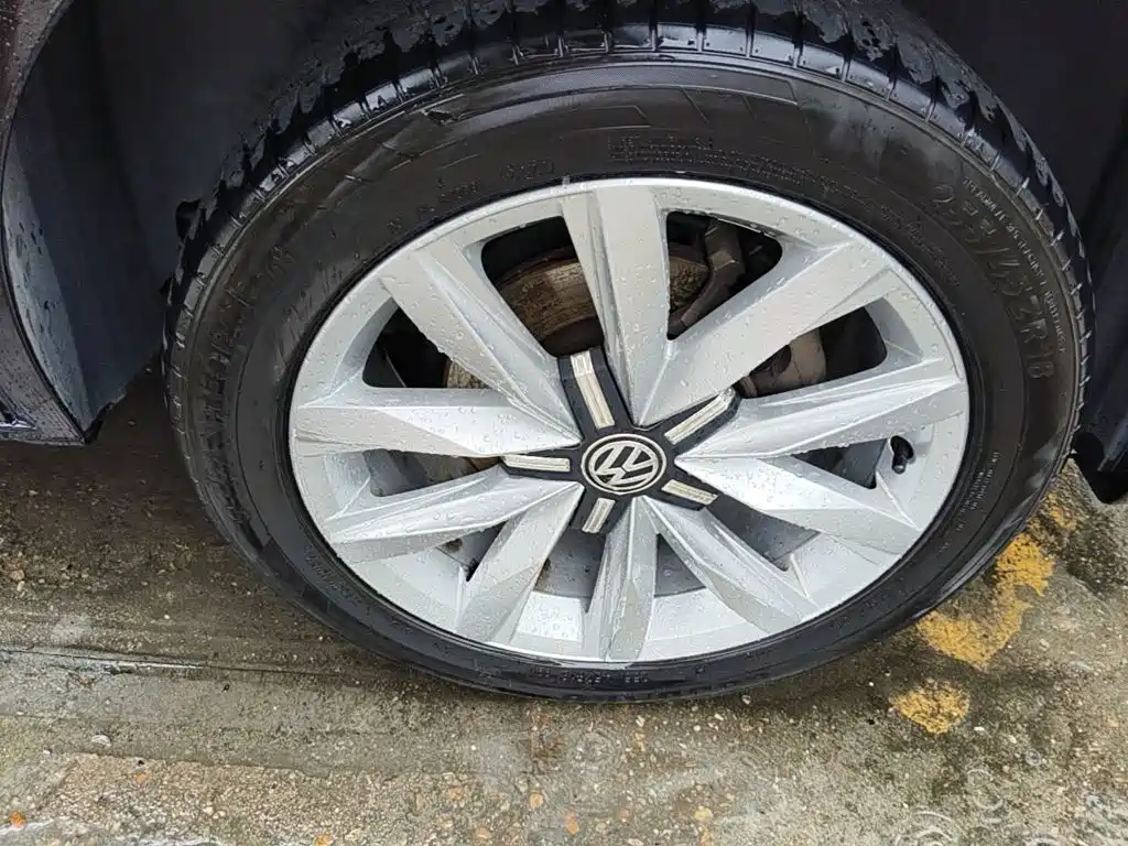 صورة 7 - Volkswagen Multivan