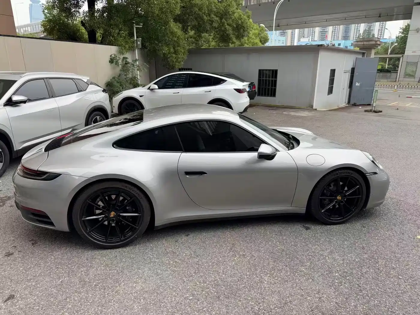 Porsche 911 2023 Carrera 3.0T фото 6