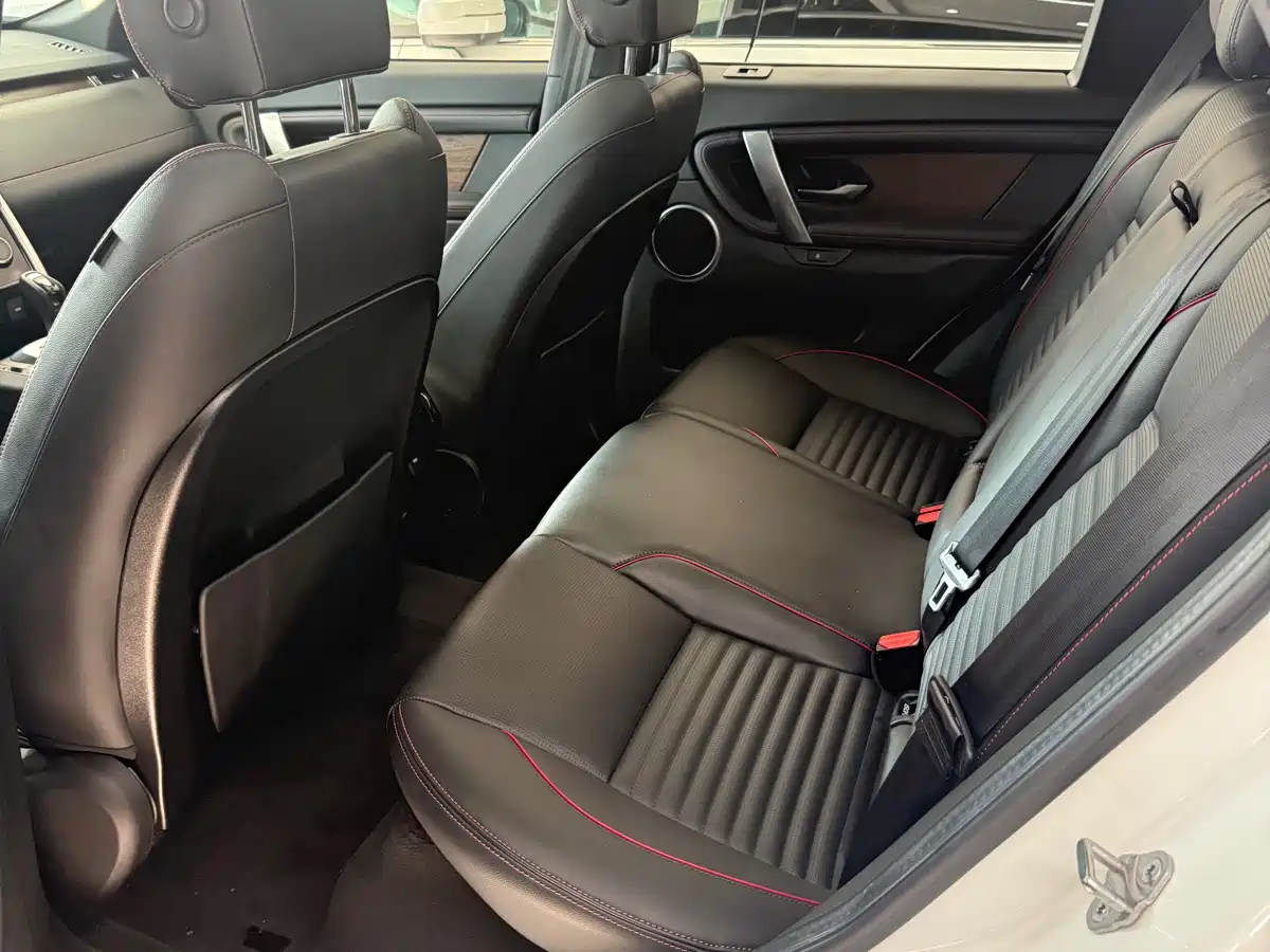 Land Rover Discovery Sport 2021 249PS R-Dynamic SE Performance Technology Edition 5-seater фото 5