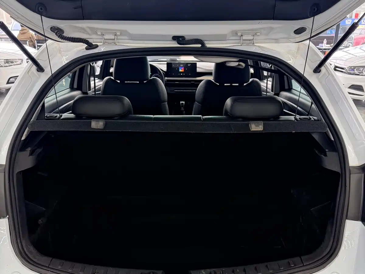 GEELY AUTOMOBILE VISION X3