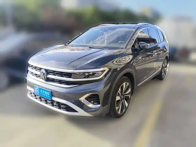 Volkswagen Talagon 2022 380TSI 4WD R-Line Explorer Edition 7-Seater — фото 1