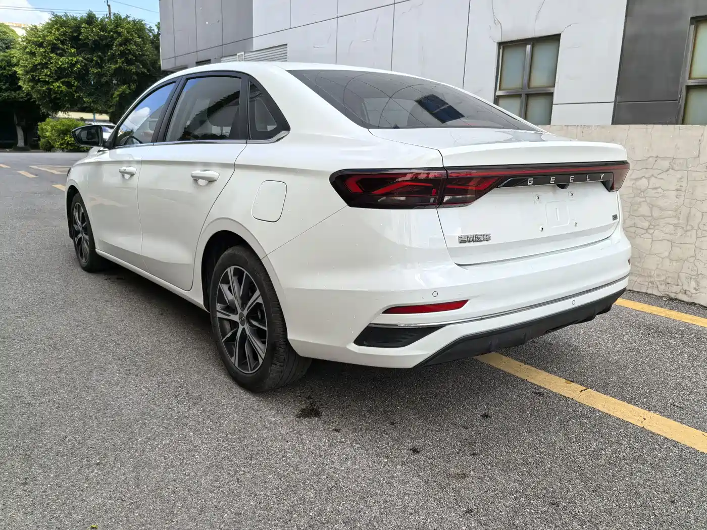 GEELY AUTOMOBILE EMGRAND