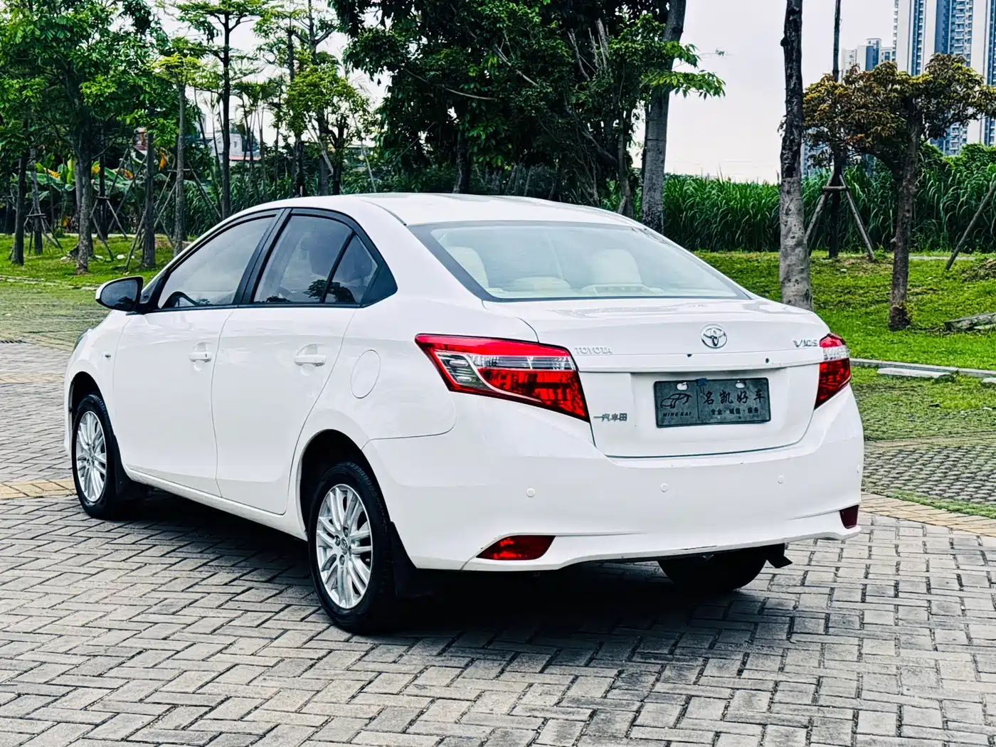 Toyota Vios 2016 1.5L Automatic Zhi Zhen Xing Yao Edition фото 6