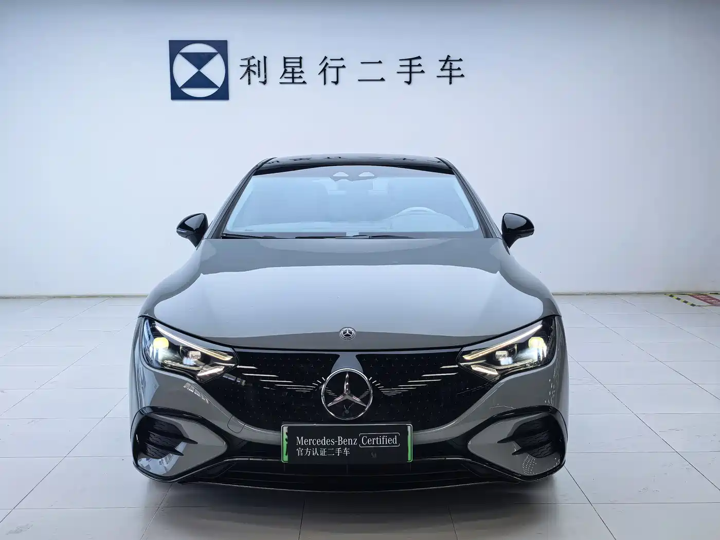 Mercedes-Benz EQE 2025 500 4MATIC Flagship фото 3