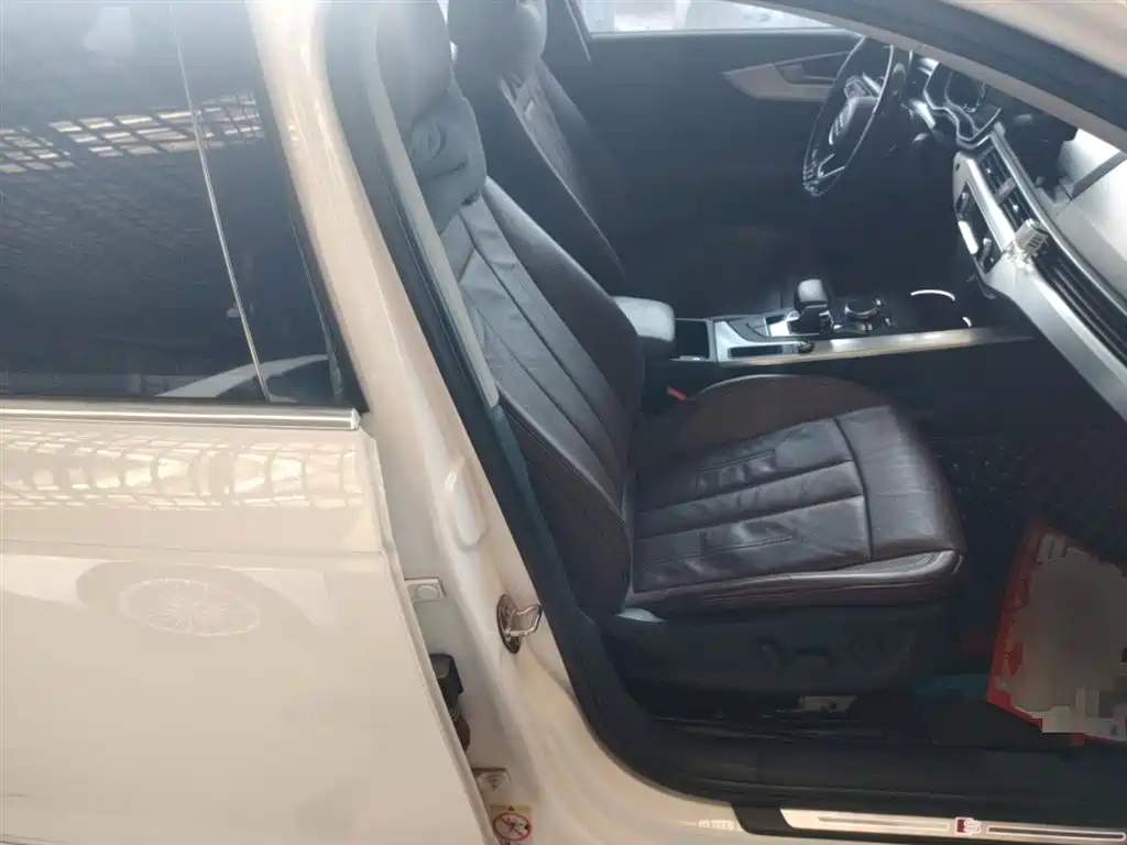 Audi A4L 2019 40 TFSI Fashion (China V) фото 20