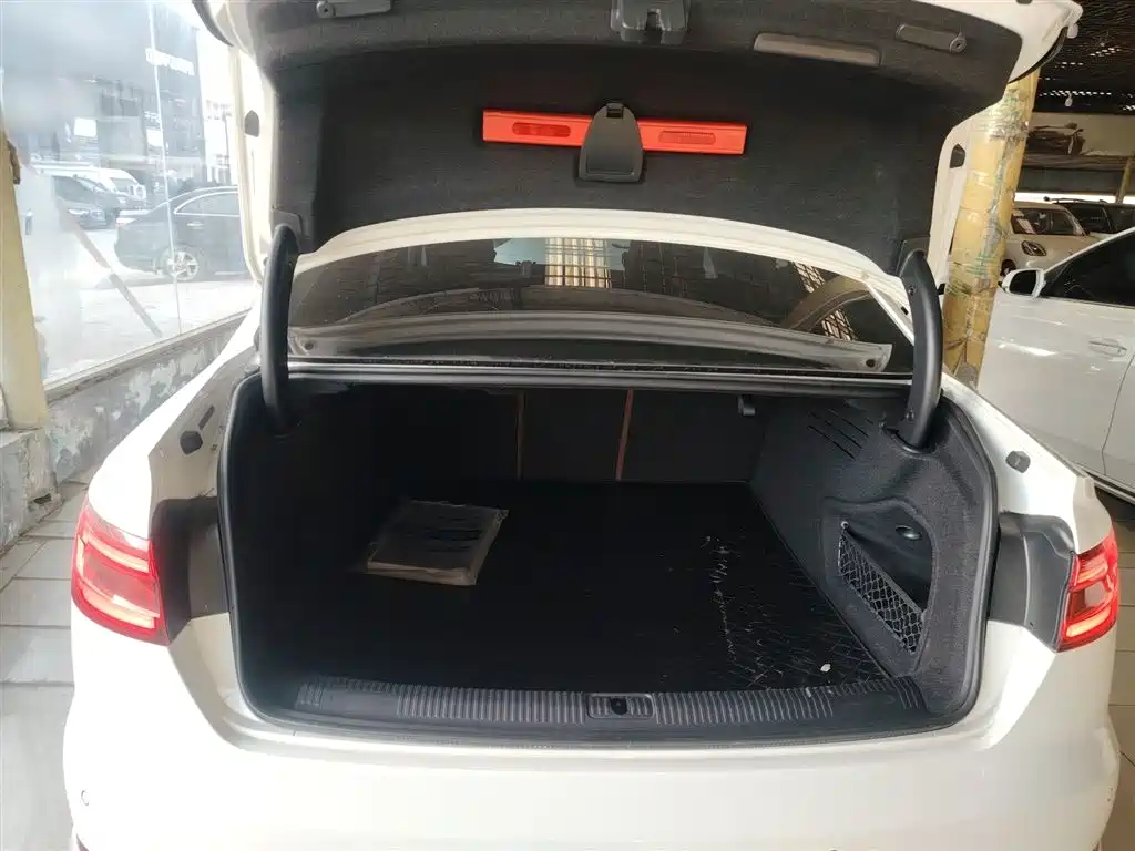 Audi A4L 2019 40 TFSI Fashion (China V) фото 15
