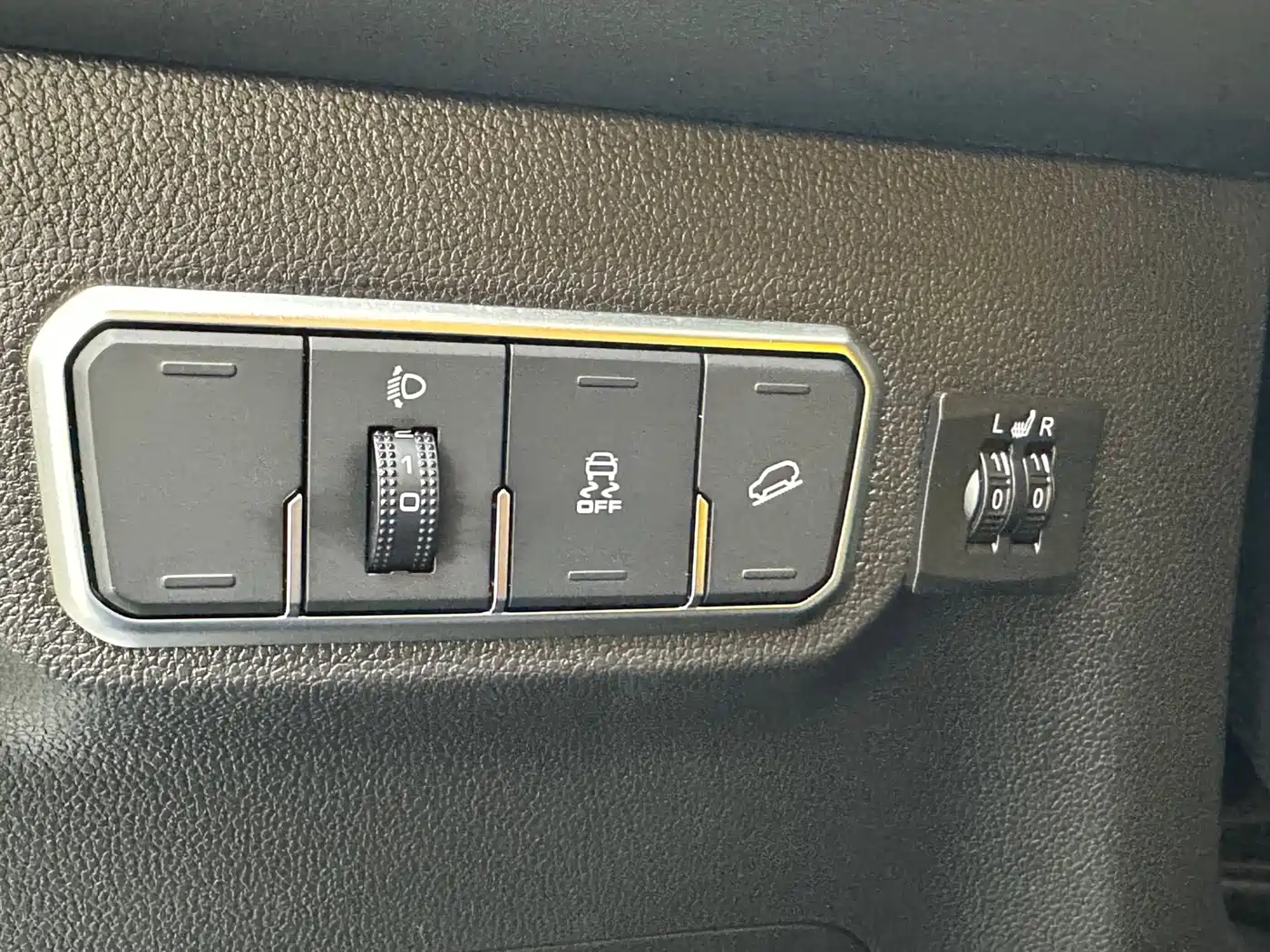 Haval M6 2021 PLUS 1.5T DCT Luxury Smart Connect фото 15