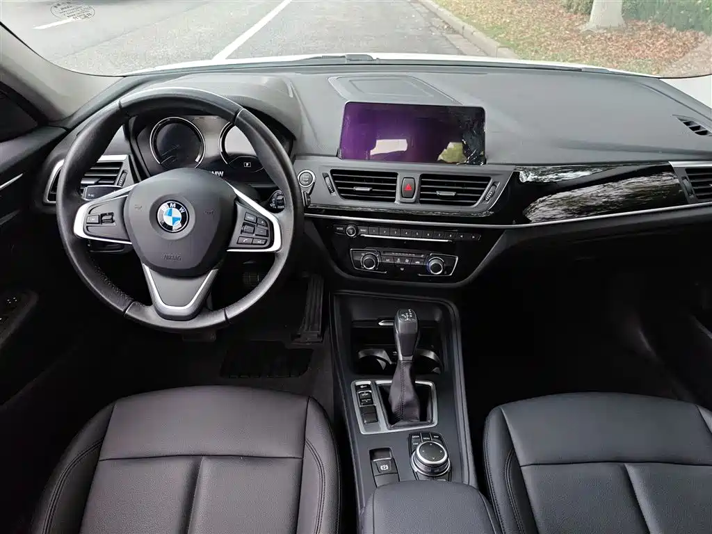 BMW 1 Series 2019 118i Fashion Edition фото 6
