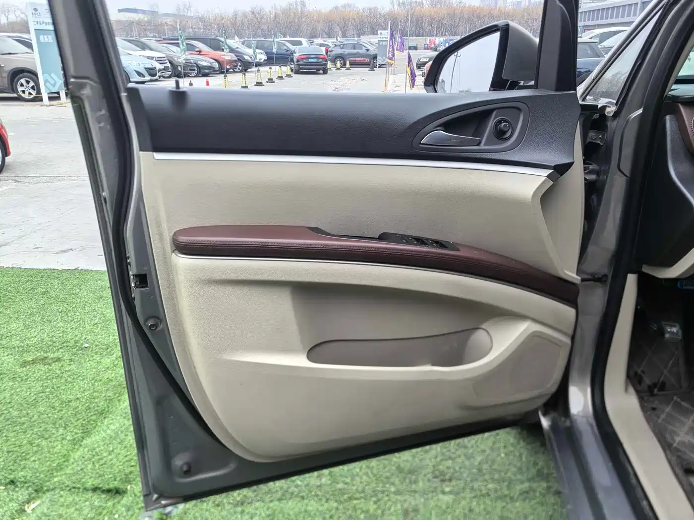 Buick GL8 2018 28T Luxury Model China VI фото 6