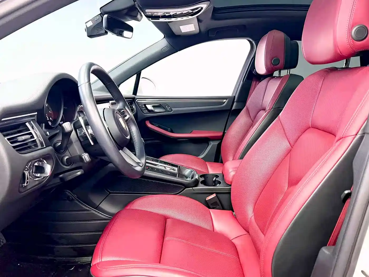 Porsche Macan 2024 Macan 2.0T фото 13