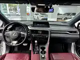 Фото 12 - Lexus RX