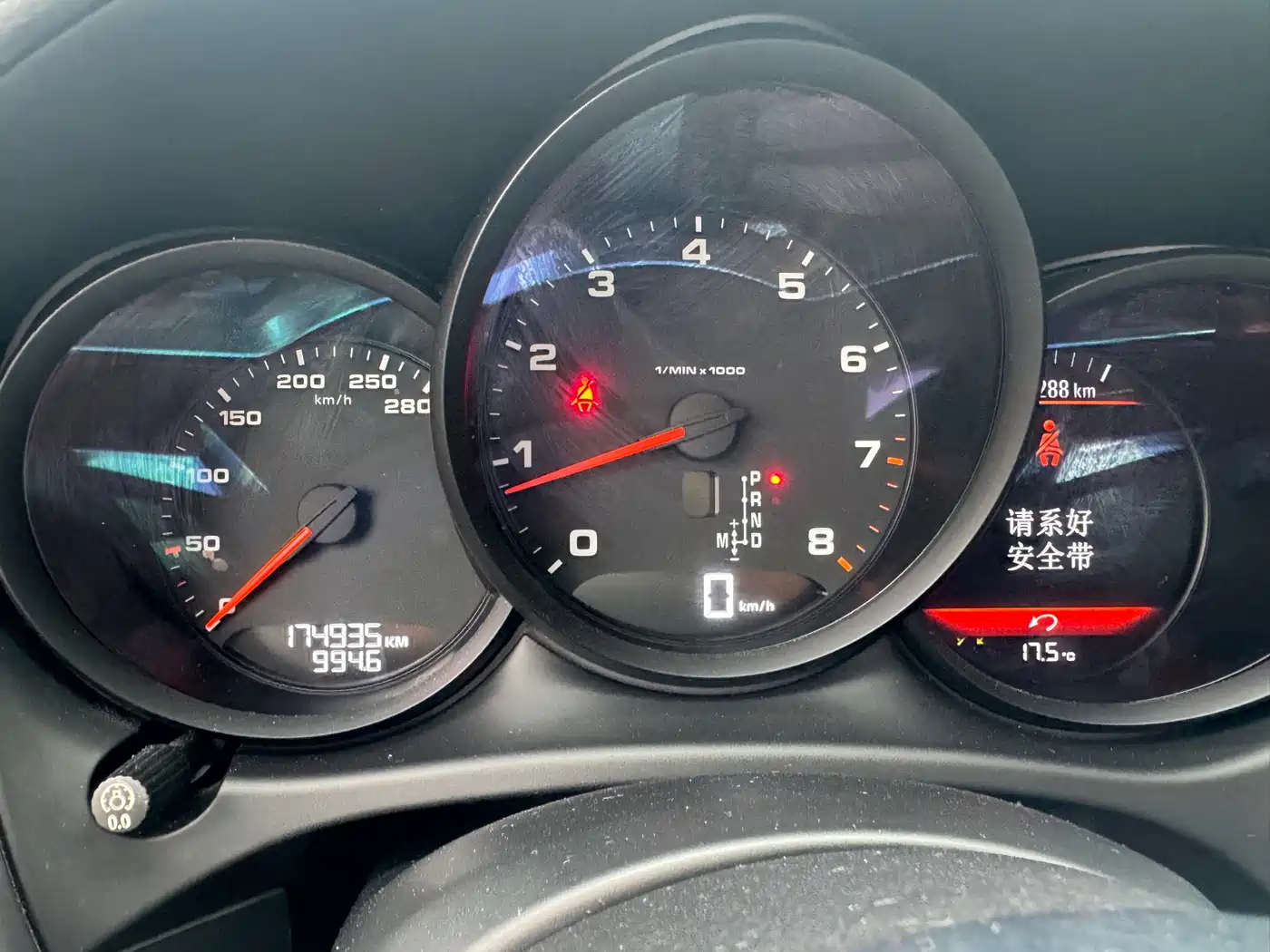 Porsche Macan 2016 Macan 2.0T фото 23
