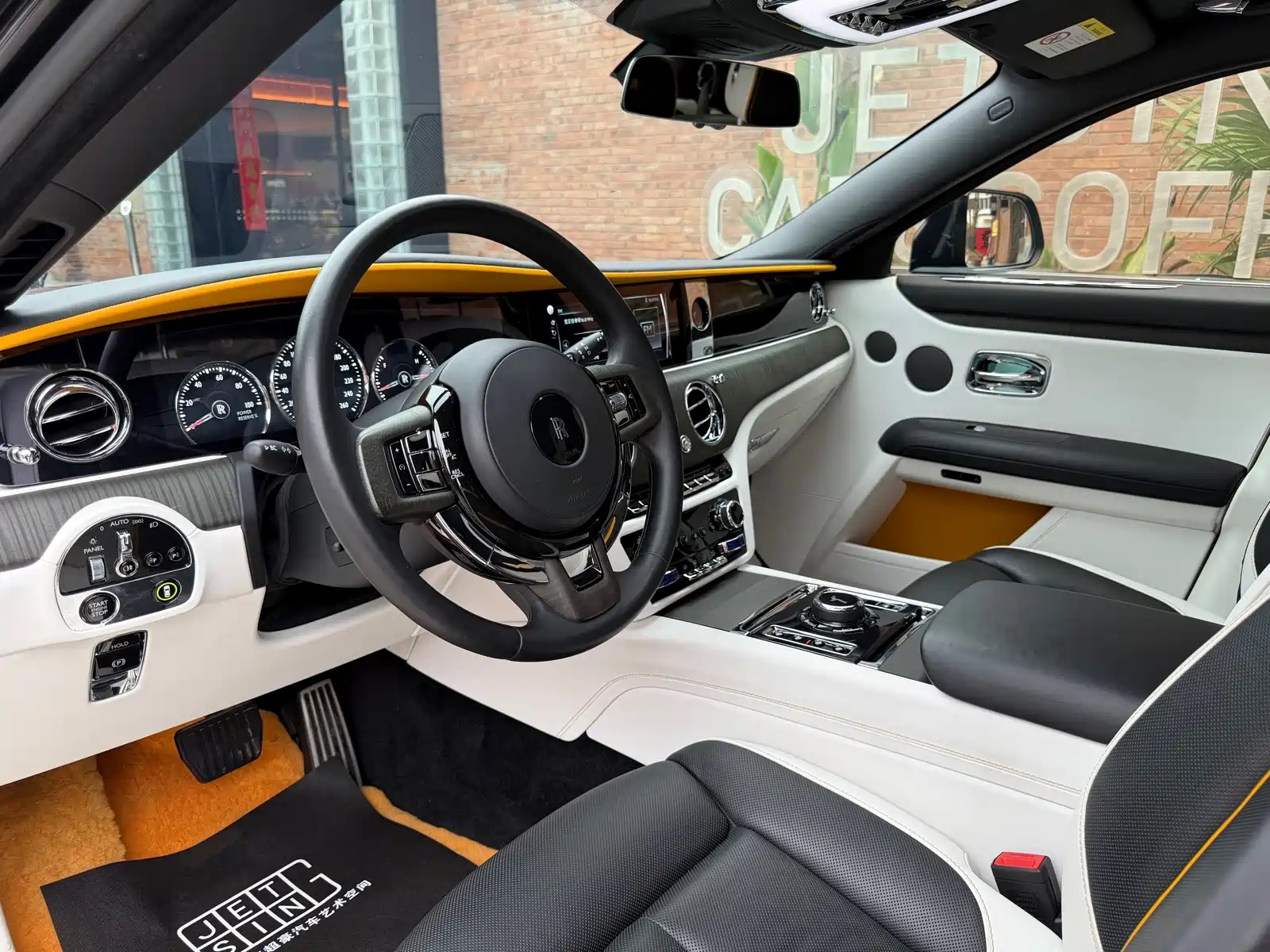 Фото 5 - Rolls-Royce Ghost