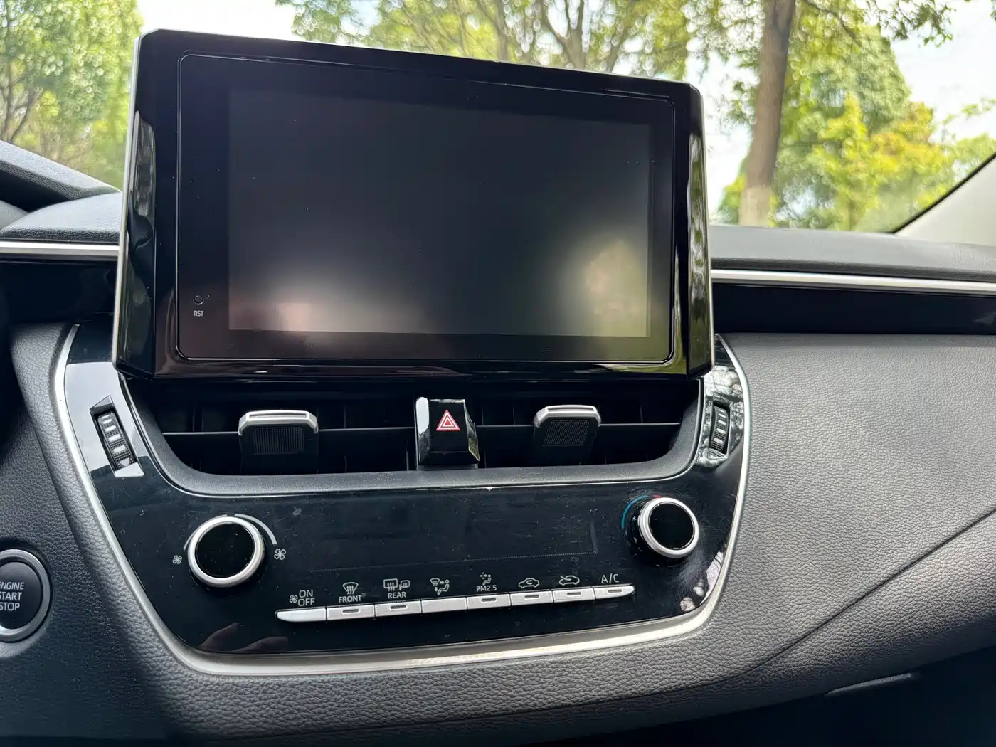 Photo 24 - Toyota Corolla