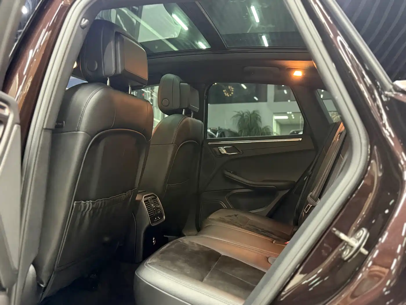 Porsche Macan 2018 Macan 2.0T фото 9