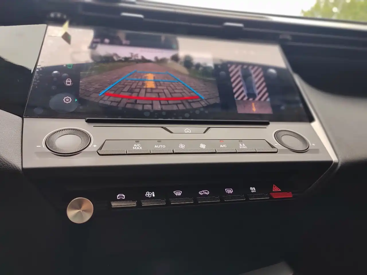 Peugeot 408X 2023 Gravity Edition фото 19