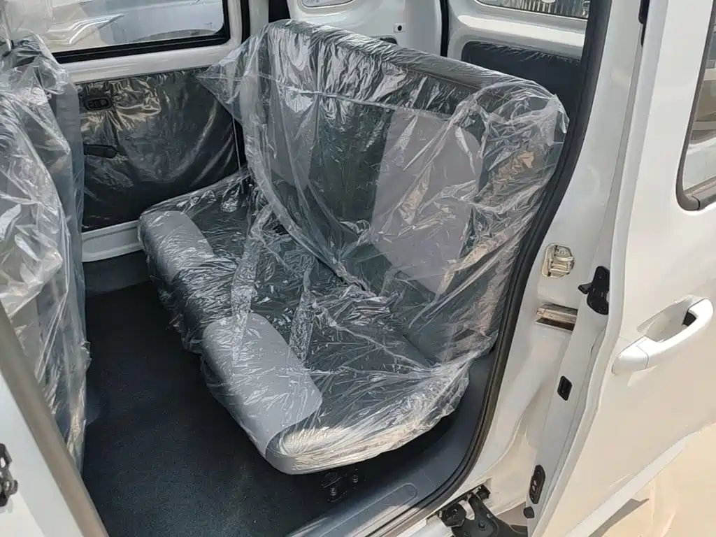 Wuling Motors Wuling Zhiguang NEV 2026 2025 Model 305km Base Version