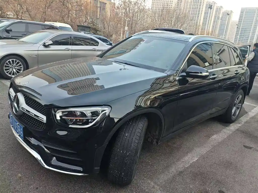 Mercedes-Benz GLC 2020 GLC 260 L 4MATIC Luxury фото 2