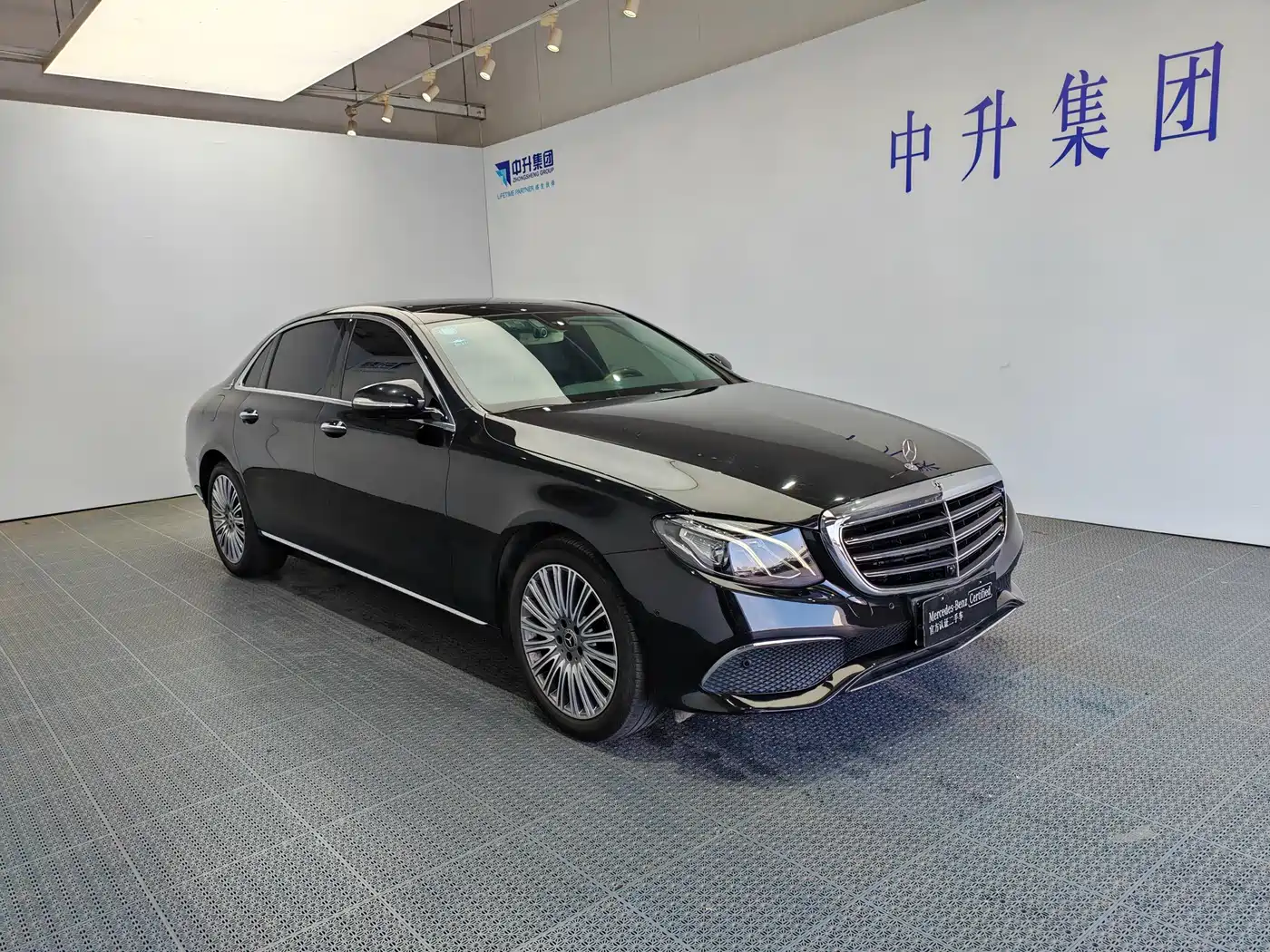 Mercedes-Benz E-Class 2020 Facelift E 300 L Fashion фото 3