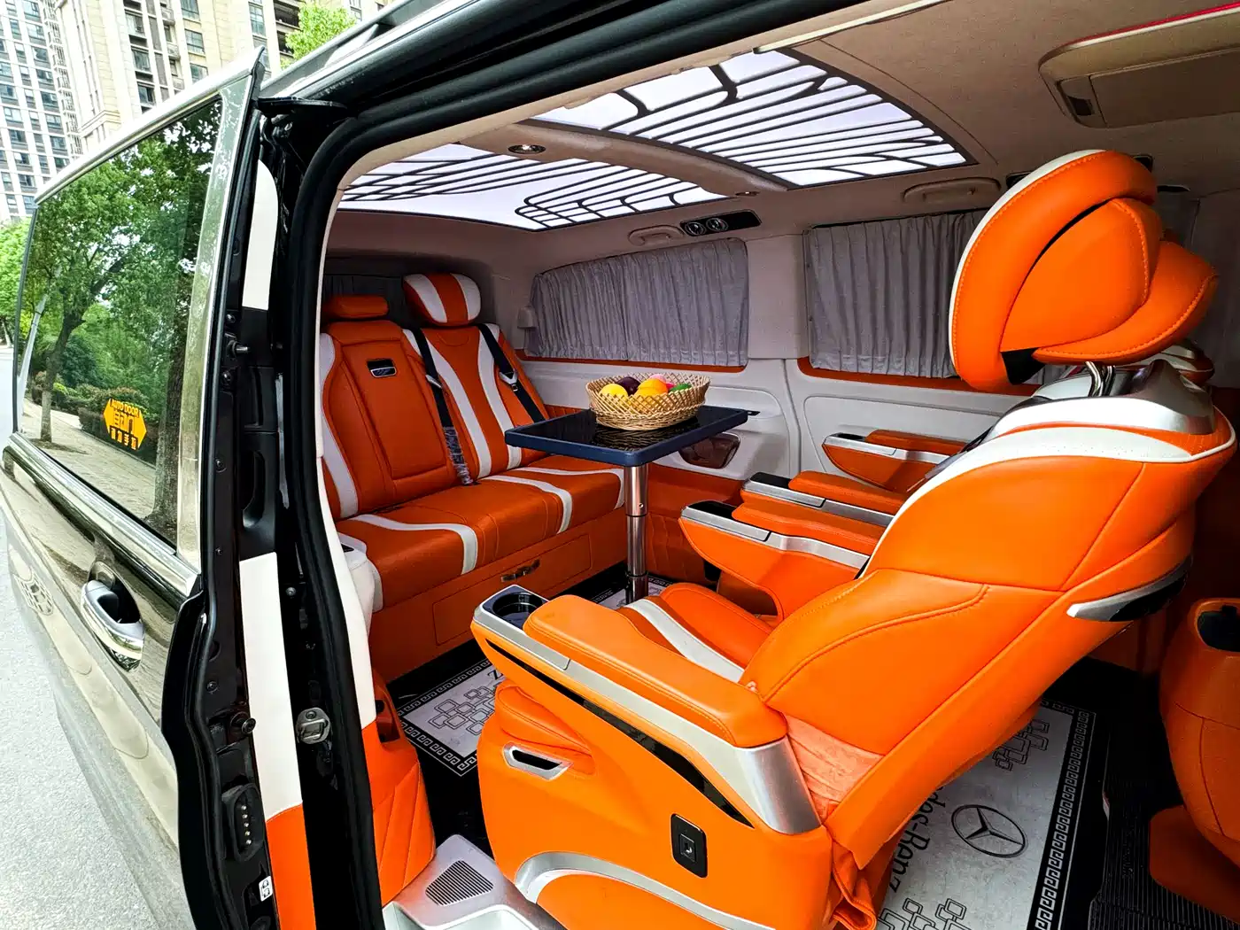 Mercedes-Benz Vito 2023 2.0T Elite 7-Seater фото 24