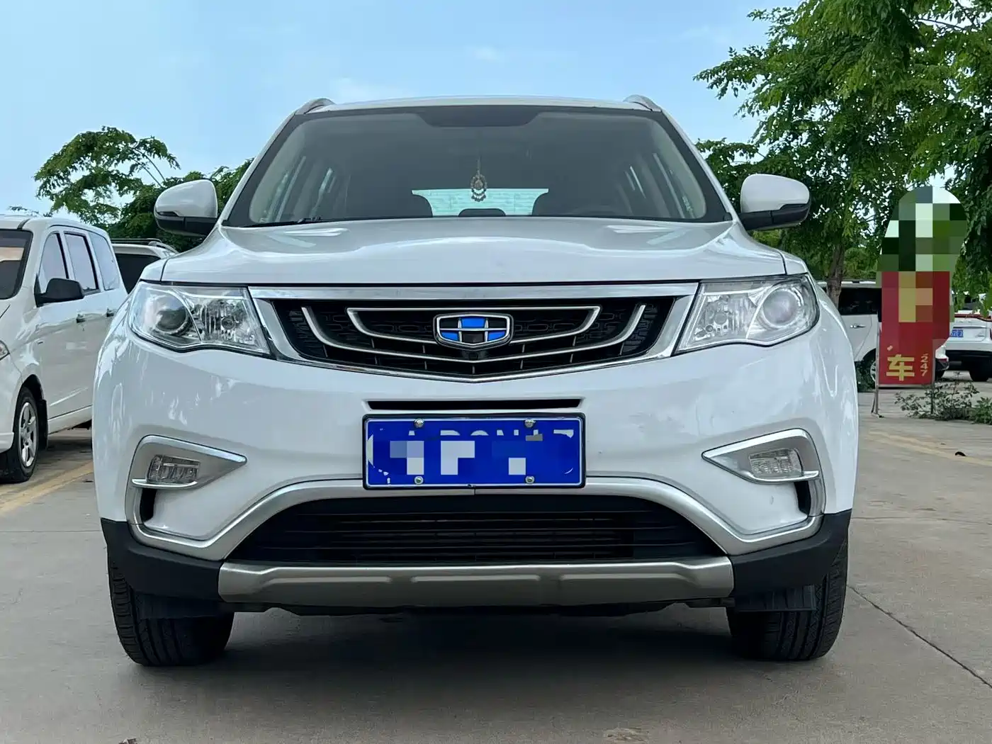 Фото 2 - Geely Boyue