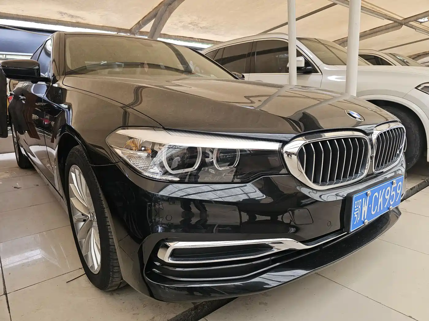 BMW 5 Series 2020 525Li Luxury Package фото 3