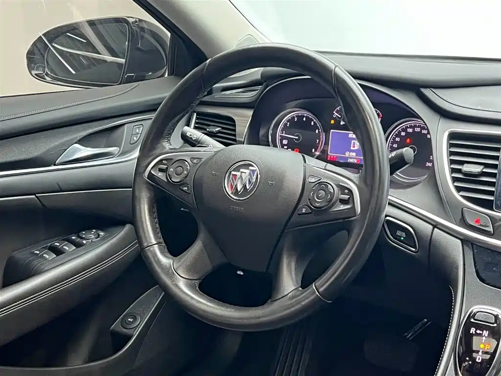 Buick LaCrosse 2022 652T Luxury фото 23