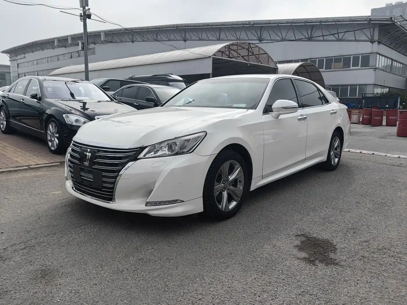 Toyota Crown 2015 2.0T Fashion