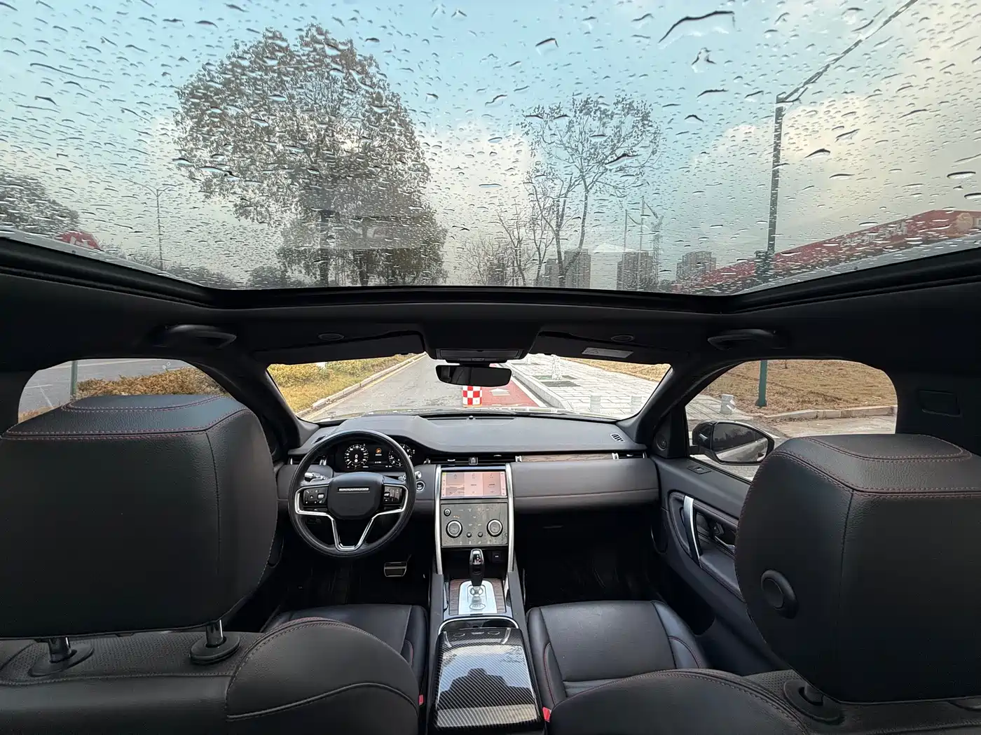 Land Rover Discovery Sport 2022 Model 249PS R-Dynamic S Performance Edition 5-Seater фото 20
