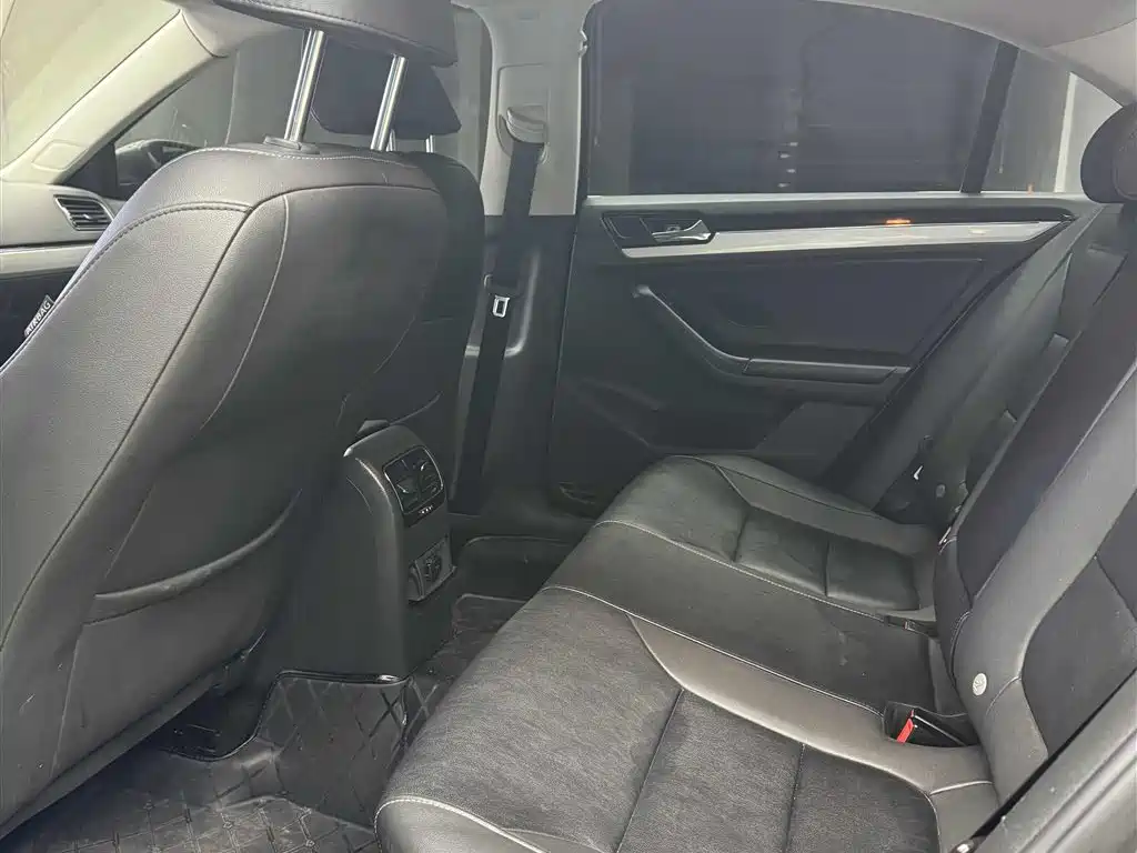 Volkswagen Sagitar 2017 230TSI Automatic Comfort фото 5