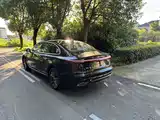 Фото 4 - Hongqi H5