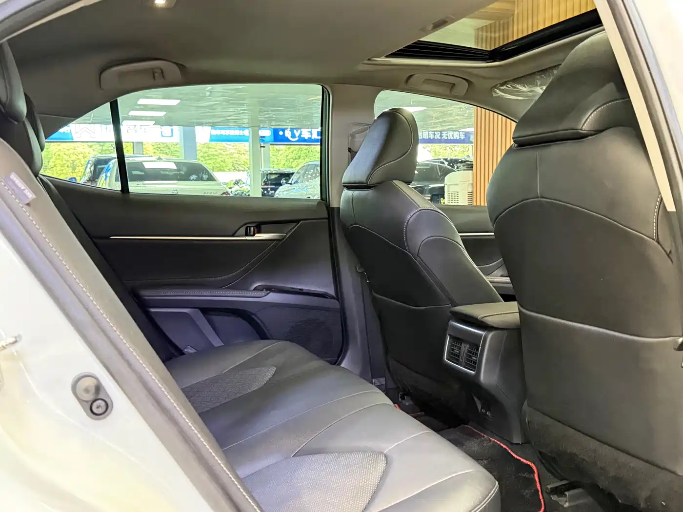 Toyota Camry 2023 2.5S Trend Edition фото 10