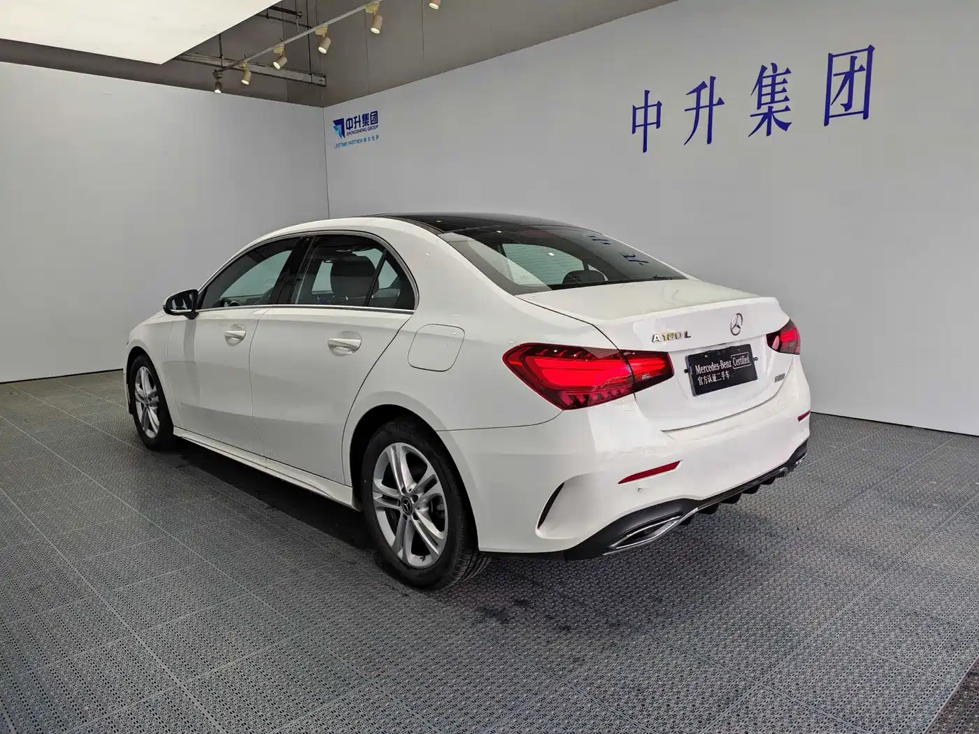 Mercedes-Benz A-Class 2025 A 180 L фото 4