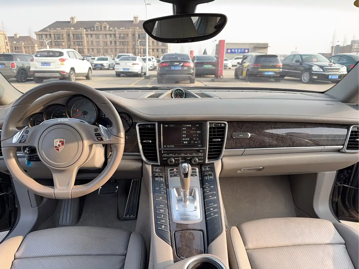 Porsche Panamera 2010 Model Panamera 4S 4.8L фото 9