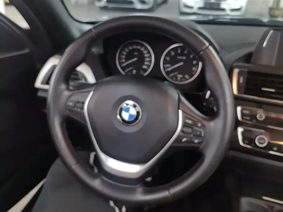 BMW 2 Series (Import) 2015 218i Convertible Coupe фото 15
