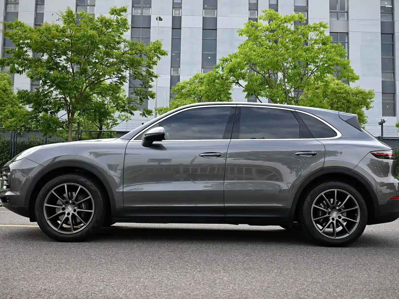 Porsche Cayenne 2022 Cayenne 3.0T Platinum Edition фото 3