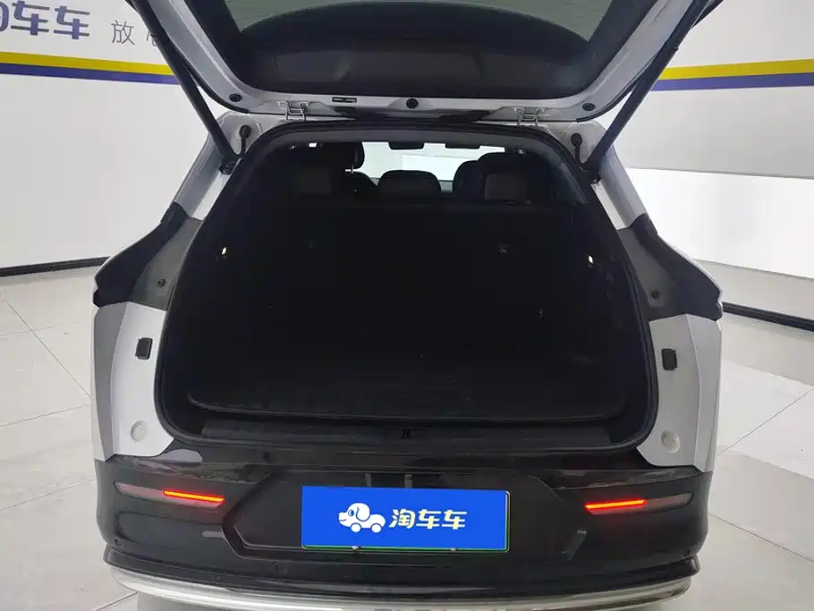 ZEEKR 7X 2025 2025 Model 75kWh RWD Smart Driving Edition